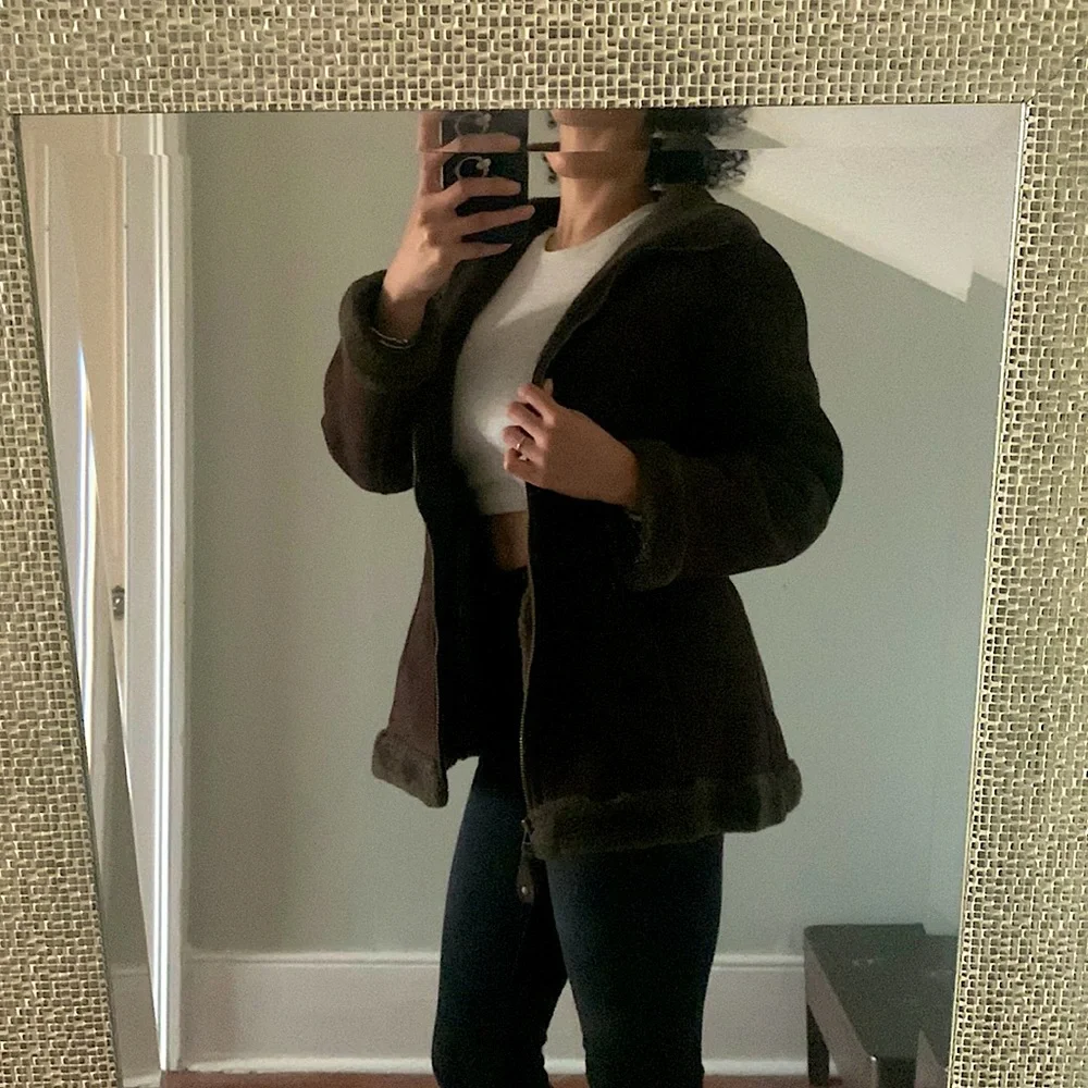 Gap - Picture 1 of 2